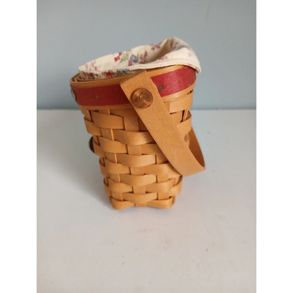 Longaberger 2001 Love Notes Basket W/ Liner & Tie On Heart Pamphlet